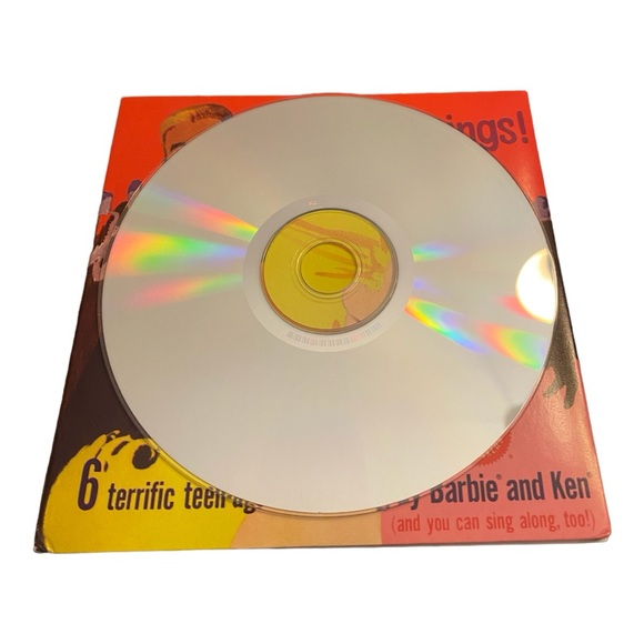 Nostalgic CD Barbie Sings 6 terrific teen-age tunes sung by Barbie and Ken - Picture 4 of 8